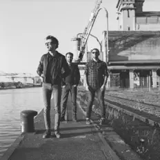 Dengarkan 1984, tonton video musik, baca bio, lihat tanggal tur & lainnya!