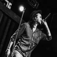 Escucha a Roman the Stoic, mira videos musicales, lee su biografía, consulta las fechas de las gira y más.