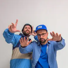 Dengarkan Pilskills, tonton video musik, baca bio, lihat tanggal tur & lainnya!