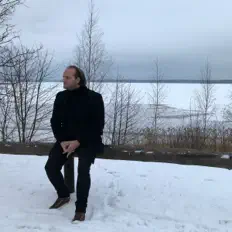 Ouça Alexander Collinson, assista a videoclipes, leia a biografia, veja as datas das turnês e mais!