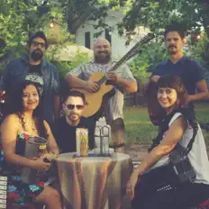 Hör dir Cecilia + the Broken Hearts an, schau dir Musikvideos an, lies die Biografie, finde Tourdaten und mehr!