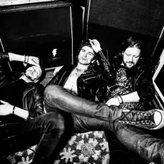 Ouça Dead Furies, assista a videoclipes, leia a biografia, veja as datas das turnês e mais!