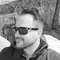 Luister naar Microformat, bekijk muziekvideo's, lees de bio, bekijk de tourdata, en meer!