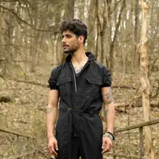 收听 Hector Tellez Jr.、观看音乐视频、阅读小传、查看巡演日期等 ！