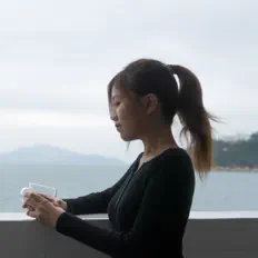 Escucha a Michelle Lo, mira vídeos musicales, lee la biografía, consulta fechas de giras y mucho más.