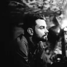 Listen to Tom Iansek, watch music videos, read bio, see tour dates & more!