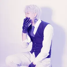 Ouve DEA, vê vídeos de música, lê a biografia, vê as datas da digressão e muito mais!