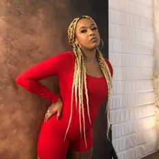 Listen to Mc Luanna, watch music videos, read bio, see tour dates & more!