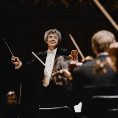 Listen to Semyon Bychkov, watch music videos, read bio, see tour dates & more!