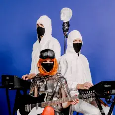 Ascolta Jackie Lynn, guarda video musicali, leggi la biografia, vedi le date del tour & altro!