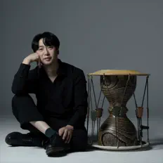 Listen to Hwang Minwang, watch music videos, read bio, see tour dates & more!