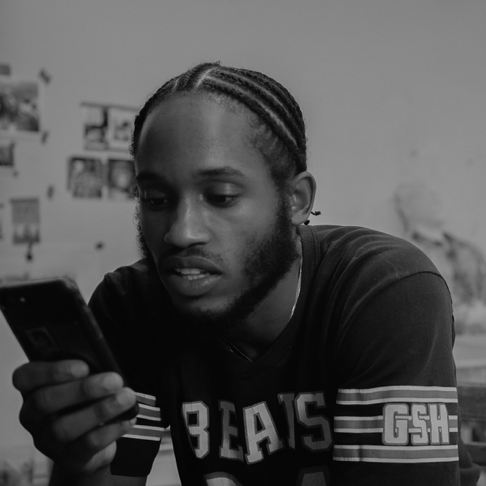 Maxo — Apple Music