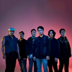 Ascolta Infrared, guarda video musicali, leggi la biografia, vedi le date del tour & altro!