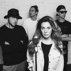Listen to КОМНАТА, watch music videos, read bio, see tour dates & more!