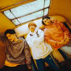 Escucha a IF, mira videos musicales, lee su biografía, consulta las fechas de las gira y más.