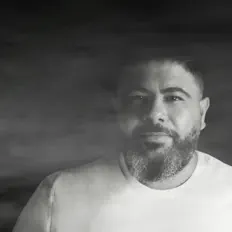 Posłuchaj wykonawcy Fadel Suliman, obejrzyj teledyski, przeczytaj biografię, zobacz daty tras koncertowych i nie tylko!