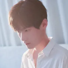 Listen to 卢一帆, watch music videos, read bio, see tour dates & more!