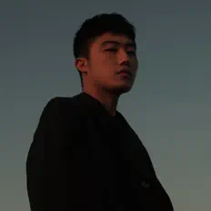 TAEWOONGを聴いたり、ミュージックビデオを鑑賞したり、経歴やツアー日程などを確認したりしましょう！