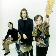 Dengarkan The Mopeds, tonton video musik, baca bio, lihat tanggal tur & lainnya!