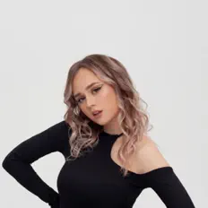 Poslechněte si interpreta Анастасия Сотникова, sledujte hudební videa, přečtěte si životopis, podívejte se na data turné a další informace.