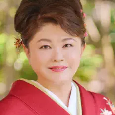 收听 水田かおり、观看音乐视频、阅读小传、查看巡演日期等 ！