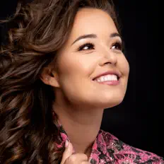 Listen to Lissa Lewis, watch music videos, read bio, see tour dates & more!