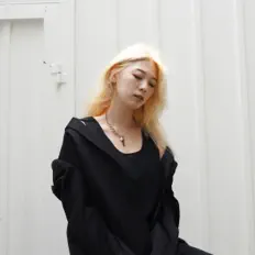 Escucha a 남현, mira videos musicales, lee su biografía, consulta las fechas de las gira y más.