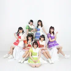 聆聽 mogu☆mogu、觀看音樂影片、閱讀小傳、查看巡演日期等！