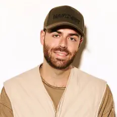 Ascolta Нэшвил, guarda video musicali, leggi la biografia, vedi le date del tour & altro!