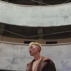 收听 Mac Curly、观看音乐视频、阅读小传、查看巡演日期等 ！