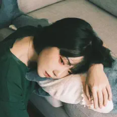 Listen to 刘恋, watch music videos, read bio, see tour dates & more!