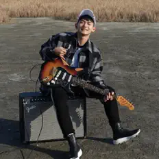Luister naar Jo Hangyeol, bekijk muziekvideo's, lees de bio, bekijk de tourdata, en meer!