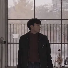 收听 Joowoozoo、观看音乐视频、阅读小传、查看巡演日期等 ！