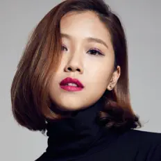 이새봄 dinle, müzik videolarını izle, biyografisini oku, tur tarihlerini ve daha fazlasını gör!