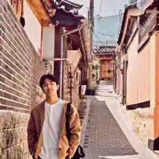 Écoutez Chung Jaiwon, regardez des vidéoclips, lisez la biographie, consultez les dates de tournée et plus encore !