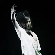 Morrieを聴いたり、ミュージックビデオを鑑賞したり、経歴やツアー日程などを確認したりしましょう！