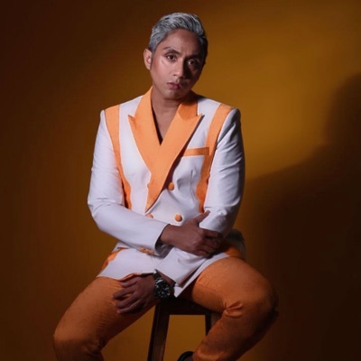 Listen to Jayrie Zakaria, watch music videos, read bio, see tour dates & more!