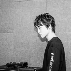 Posłuchaj wykonawcy Stone Tiger, obejrzyj teledyski, przeczytaj biografię, zobacz daty tras koncertowych i nie tylko!