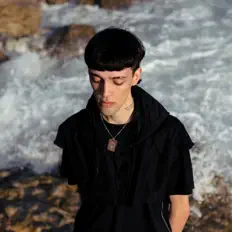 Escucha a FarWarmth, mira vídeos musicales, lee la biografía, consulta fechas de giras y mucho más.