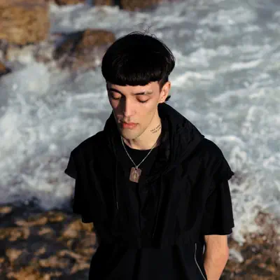 Ouça FarWarmth, assista a videoclipes, leia a biografia, veja as datas das turnês e mais!