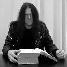 聆聽 Nils Patrik Johansson、觀看音樂影片、閱讀小傳、查看巡演日期等！