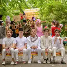 Poslechněte si interpreta The Daddy Milkers, sledujte hudební videa, přečtěte si životopis, podívejte se na data turné a další informace.