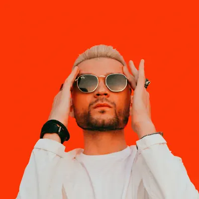 Listen to Миша Ли, watch music videos, read bio, see tour dates & more!