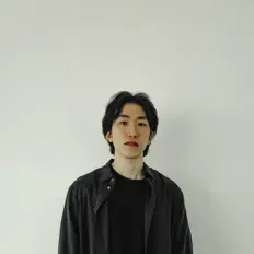 Woongkiを聴いたり、ミュージックビデオを鑑賞したり、経歴やツアー日程などを確認したりしましょう！