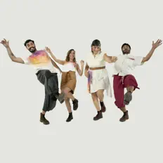 聆聽 Chipa Chipá、觀看音樂影片、閱讀小傳、查看巡演日期等！