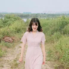 收听 flohwa、观看音乐视频、阅读小传、查看巡演日期等 ！