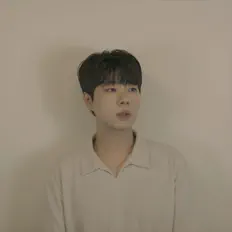 Hör dir Jang Jeong Ik an, schau dir Musikvideos an, lies die Biografie, finde Tourdaten und mehr!