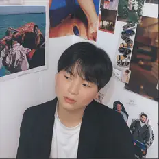 Escucha a Woog, mira videos musicales, lee su biografía, consulta las fechas de las gira y más.