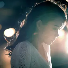 Escucha a Nan Marisa, mira videos musicales, lee su biografía, consulta las fechas de las gira y más.