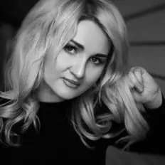 Ακούστε περιεχόμενο από Natasha Kors, παρακολουθήστε μουσικά βίντεο, διαβάστε το βιογραφικό, δείτε ημερομηνίες περιοδείας, και πολλά ακόμη!